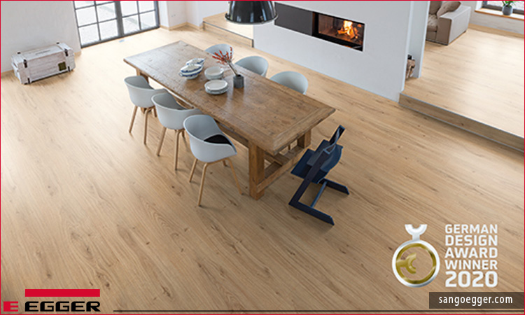 "Người chiến thắng" tại Giải thưởng Thiết kế Đức: Sàn gỗ EGGER PRO Comfort EPC014 Natural Waldeck Oak